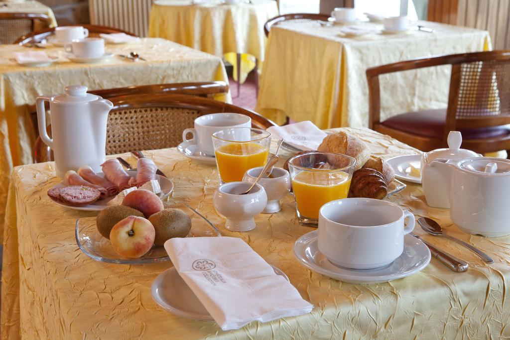 Hotel Sports & Spa - La Voile D'Or Sables-dʼOr-les-Pins Buitenkant foto